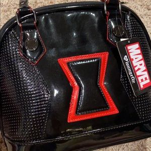 BLACK WIDOW MINI DOME BAG BY LOUNGEFLY X MARVEL